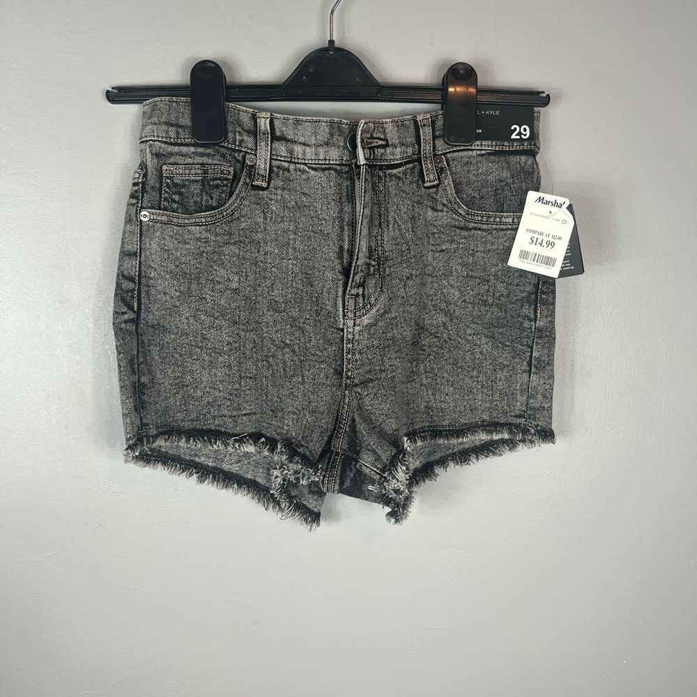 NWT kendall&kyle highwaist short 29